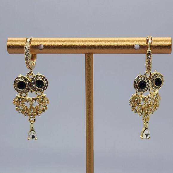 Gorgeous Owl Dangle Earrings Cubic Zirconia Gold Plated Stainless - Picture 1 of 4